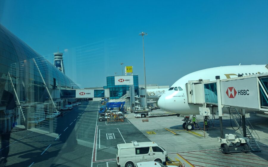 Gulf Route Flights Cut as UAE Disruption Continues